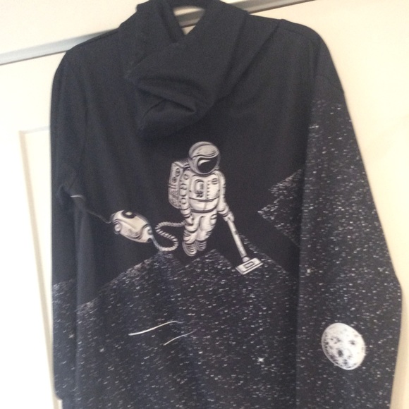 PIZOFF Astronaut 👩🚀 Vacuuming || Large Unisex Hoodie Pullover Sweatshirt - Picture 3 of 4